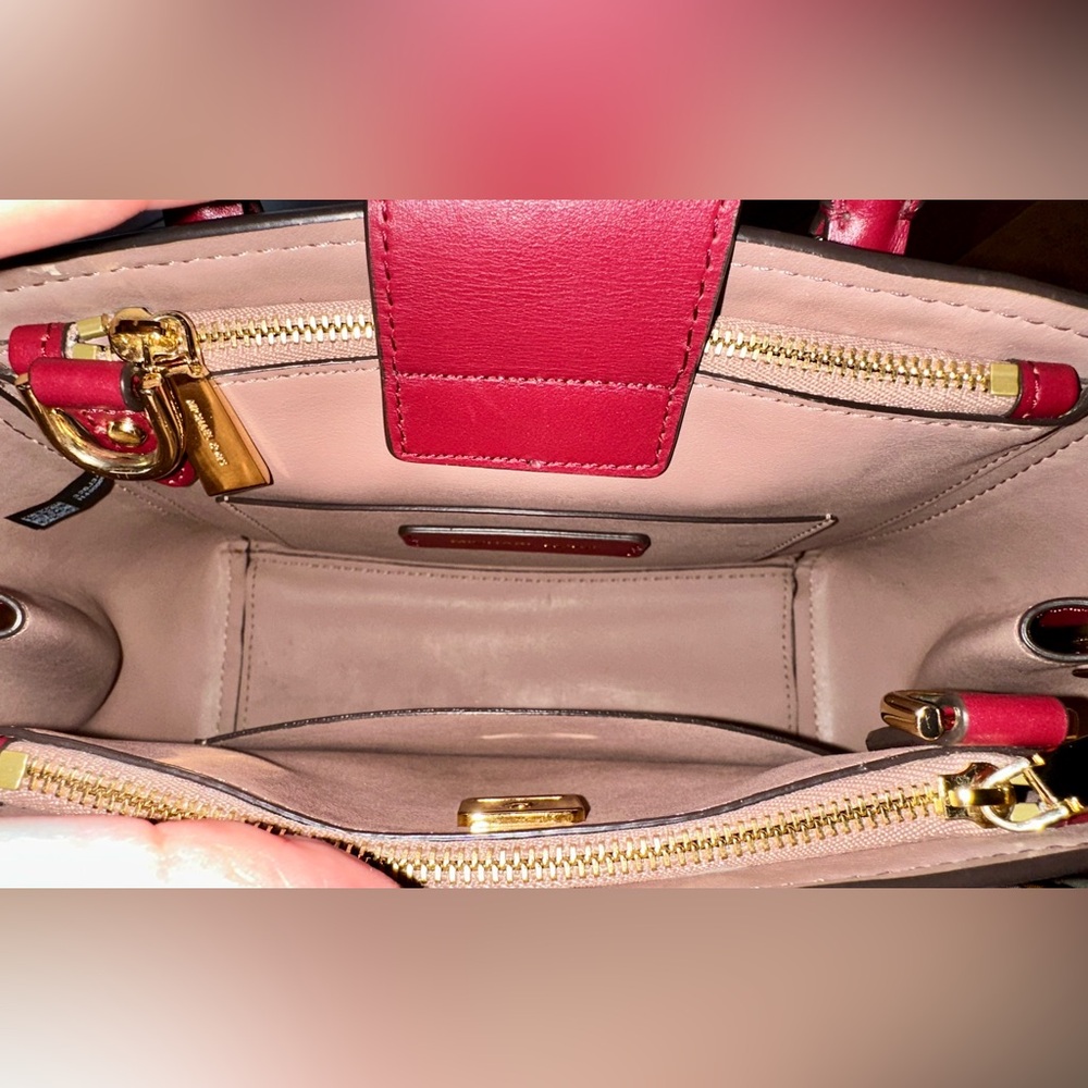 Michael Kors Deep Red Leather Satchel with Scarf and detachable Crossbody Strap. - Picture 5 of 11